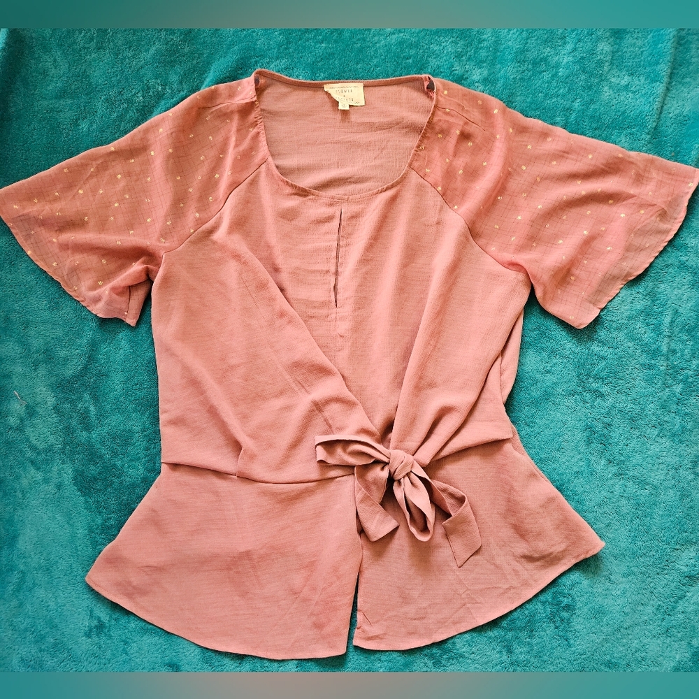 Pink Tie-Front Blouse with V-Neck and Short Sleeves